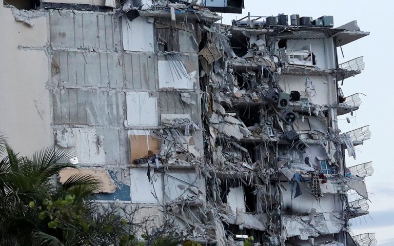 Μαϊάμι: Τουλάχιστον ένας νεκρός από την κατάρρευση πολυκατοικίας – Βίντεο