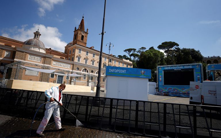 Ιταλία: 2.199 κρούσματα κορονοϊού, 77 θάνατοι το τελευταίο 24ωρο