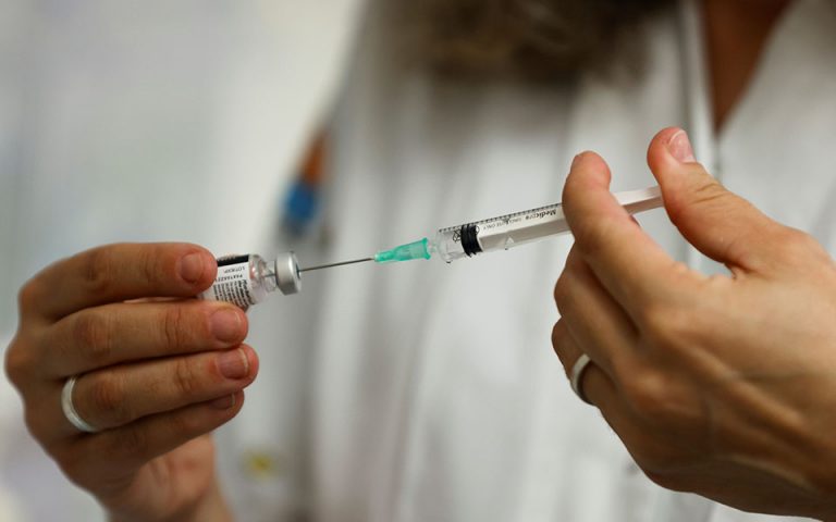 Μετάλλαξη Δέλτα: Τι ανησυχεί περισσότερο τους ειδικούς – Προειδοποίηση στους ανεμβολίαστους