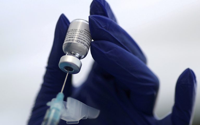 Pfizer: Συμφωνία για παραγωγή εμβολίων στη Νότια Αφρική