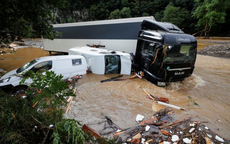 Πλημμύρες στη Γερμανία: Ανεβαίνει διαρκώς ο αριθμός των θυμάτων – Δεκάδες αγνοούμενοι