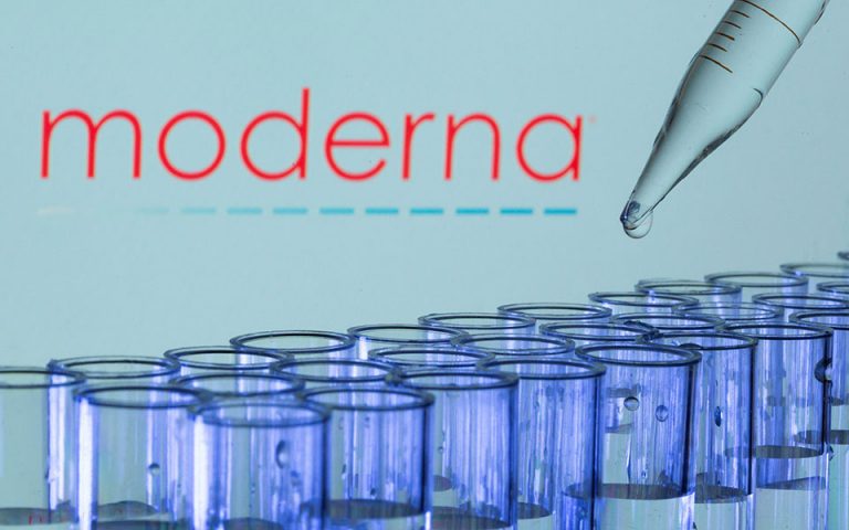 Ο ΕΜΑ ενέκρινε το εμβόλιο της Moderna για χρήση σε εφήβους