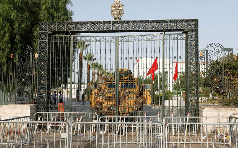 Για πραξικόπημα κατηγορείται ο Πρόεδρος της Τυνησίας