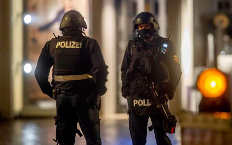 Πυροβολισμοί στο Βερολίνο – Πληροφορίες για τραυματίες