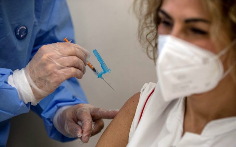 Βορίδης: Στο πειθαρχικό συμβούλιο οι δημόσιοι υπάλληλοι που δεν θα εμβολιαστούν