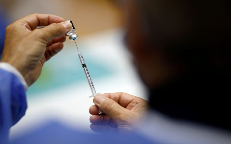 Τρίτη δόση του εμβολίου: Έτοιμη για το «πράσινο φως» η Ιταλία