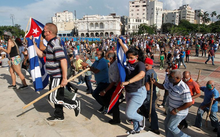 Η Κούβα κατηγορεί «μισθοφόρους χρηματοδοτούμενους από τις ΗΠΑ» για τις ταραχές