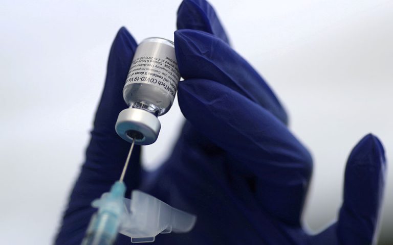 Νέες συστάσεις ΕΜΑ για τα τέσσερα εμβόλια