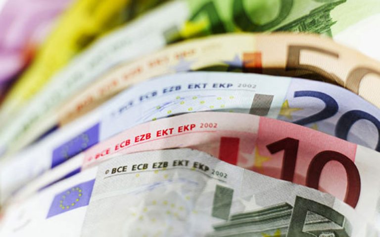 Αύξηση καταθέσεων κατά 1,8 δισ. ευρώ στη διάρκεια του Ιουλίου