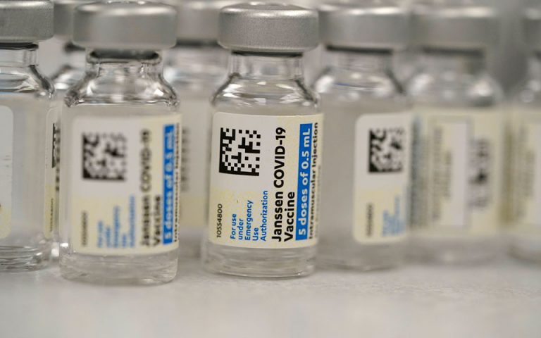 Εμβόλιο J&J: «Αυξημένος κίνδυνος» εμφάνισης του συνδρόμου Guillain-Barré, λέει ο FDA