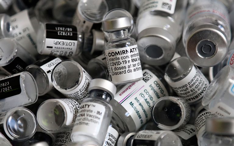 Νέες έρευνες για τη μετάλλαξη Δέλτα: Τα εμβόλια προστατεύουν