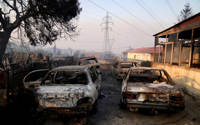 Φωτιά στη Βαρυμπόμπη: Πώς εξαπλώθηκε η καταστροφική πυρκαγιά (βίντεο)