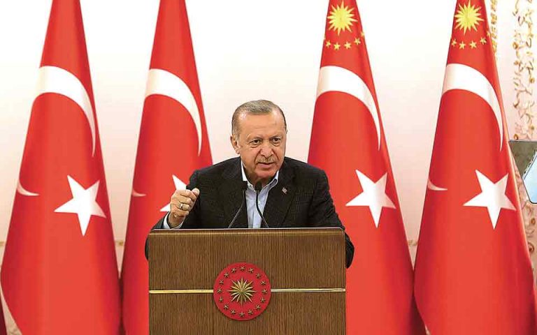Η Τουρκία «αγκαλιάζει» τους Ταλιμπάν