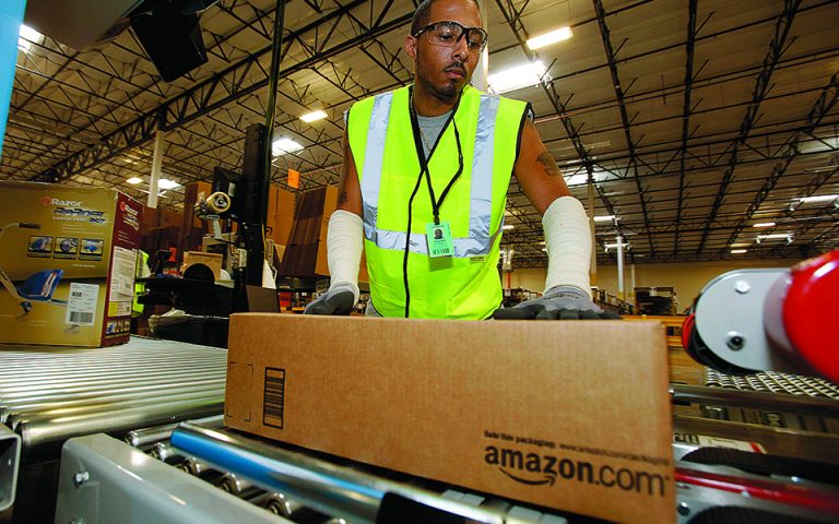 Πολυκαταστήματα στις ΗΠΑ σχεδιάζει να ανοίξει η Amazon