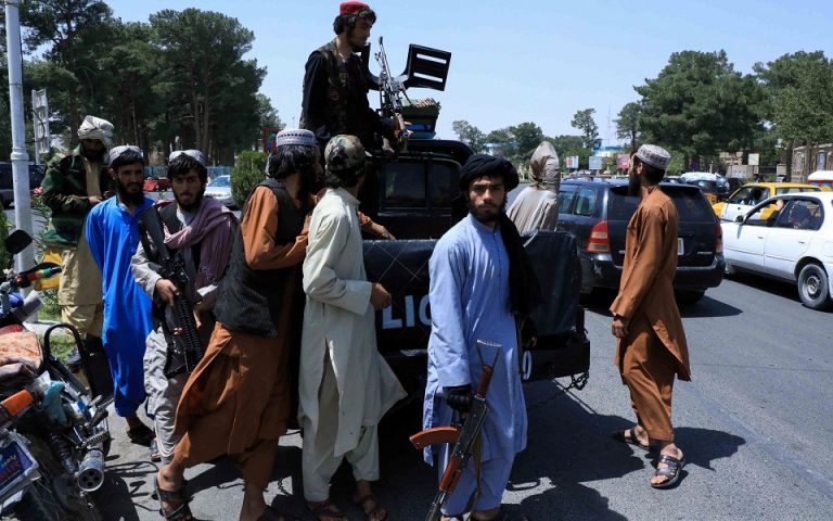Αφγανιστάν: Οι Ταλιμπάν αρνούνται μεταβατική κυβέρνηση