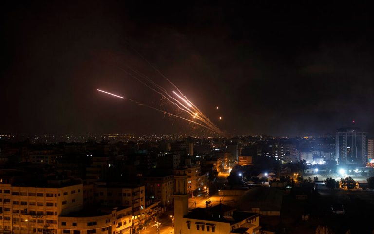 Ισραήλ: Αεροπορικά πλήγματα στη Γάζα σε αντίποινα για επίθεση της Χαμάς