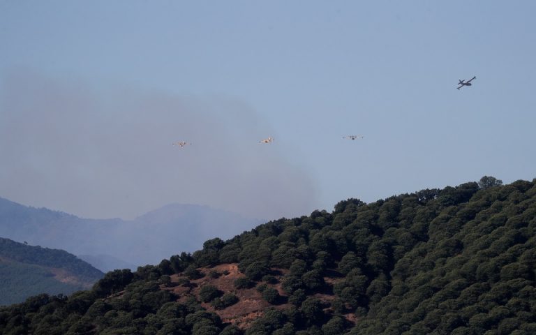 Ισπανία: Φωτιά σε τουριστικό θέρετρο – 1.000 άνθρωποι εκκένωσαν την περιοχή