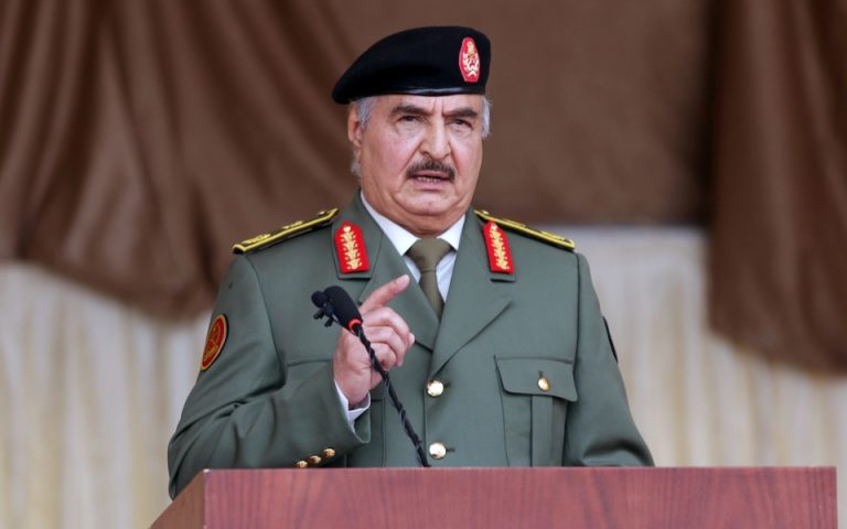 Λιβύη: Συντριβή δυο ελικοπτέρων των δυνάμεων του Χάφταρ