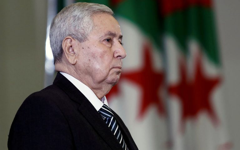 Πέθανε ο πρώην πρόεδρος της Αλγερίας Αμπντελκαντέρ Μπενσαλάχ