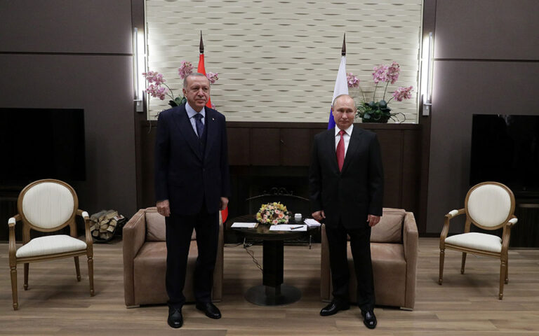 Τρίωρη συνάντηση Πούτιν – Ερντογάν: Στο τραπέζι πιθανή επέκταση της αμυντικής συνεργασίας