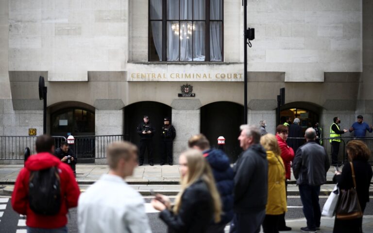 Βρετανία: Ισόβια κάθειρξη για τον αστυνομικό που ομολόγησε τη δολοφονία της Σάρα Έβεραρντ