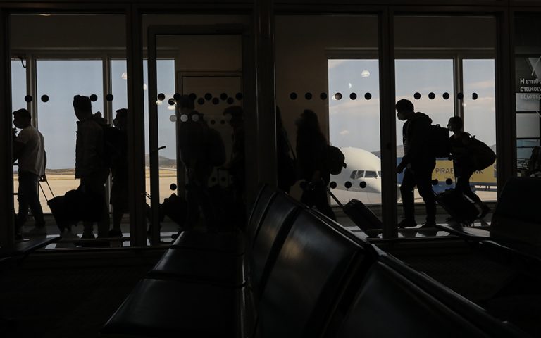 Κρήτη: Συνελήφθησαν 24 αλλοδαποί για κατοχή πλαστών ταξιδιωτικών εγγράφων