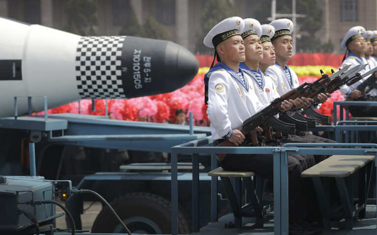 Βόρεια Κορέα: Βρετανία και Γαλλία καταδικάζουν την εκτόξευση βαλλιστικού πυραύλου