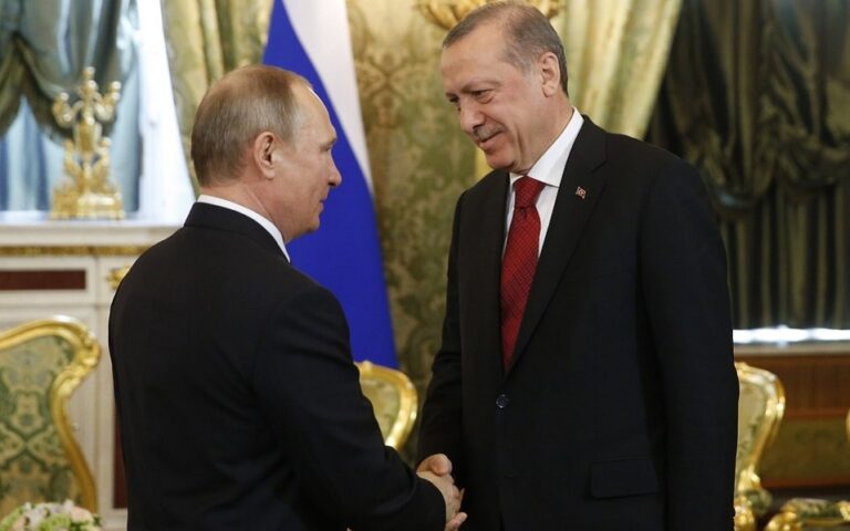 Κρίσιμες συνομιλίες Ερντογάν – Πούτιν στο Σότσι