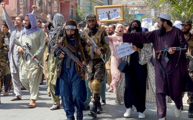 Αφγανιστάν: Η Δύση ανησυχεί για την προσέγγιση της Άγκυρας με τους Ταλιμπάν
