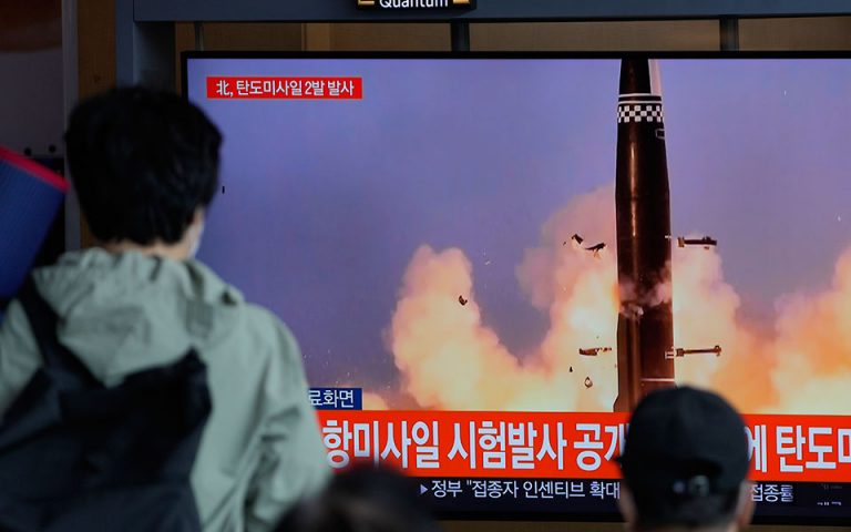 Νότια Κορέα: Εκτόξευση βαλλιστικού πυραύλου από υποβρύχιο