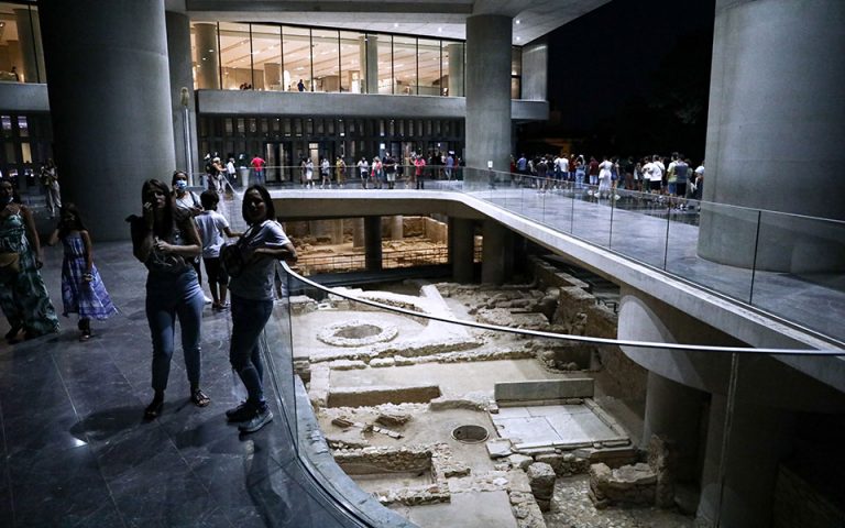 Μουσείο Ακρόπολης: Επεκτείνεται το πρόγραμμα για τις Δομές Φιλοξενίας Μεταναστών