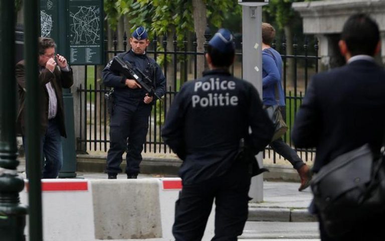 Βέλγιο: Ένας άνδρας μαχαίρωσε την κόρη και την πρώην σύζυγό του