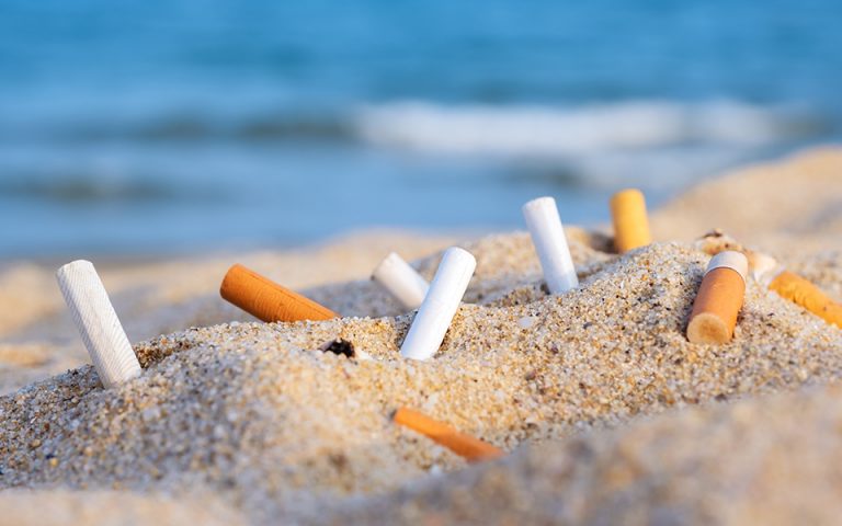 30 δισ. γόπες τσιγάρων κάθε χρόνο στην Ελλάδα