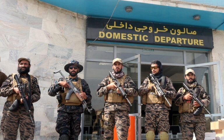 Αφγανιστάν: Χτες διοικητής σώματος βομβιστών αυτοκτονίας, σήμερα… διευθυντής αστυνομίας