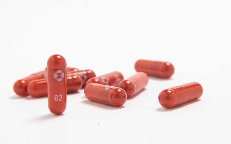 Μerck: Τι πρόβλημα υπάρχει με το χάπι της Pfizer – Ανησυχίες και για το δικό της χάπι