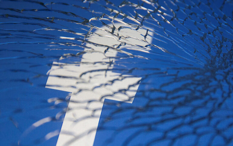 Επτά ώρες χωρίς Facebook: Νέοι απαντούν στην «Κ» πώς βίωσαν το μπλακ άουτ