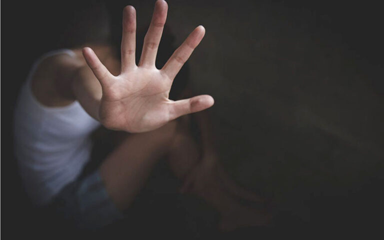 Σεξουαλική κακοποίηση: Ένας βιασμός ανηλίκου σχεδόν κάθε εβδομάδα στην Ελλάδα