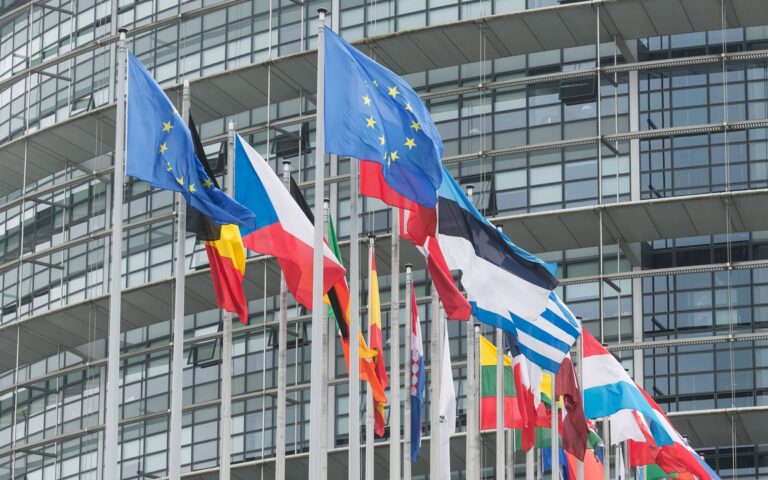 Ευέλικτους κανόνες για το χρέος προτείνει το Ευρωπαϊκό Δημοσιονομικό Συμβούλιο