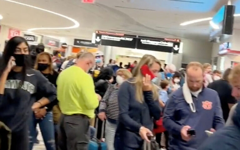 Xάος δύο ωρών στο αεροδρόμιο της Ατλάντα μετά από εκπυρσοκρότηση όπλου