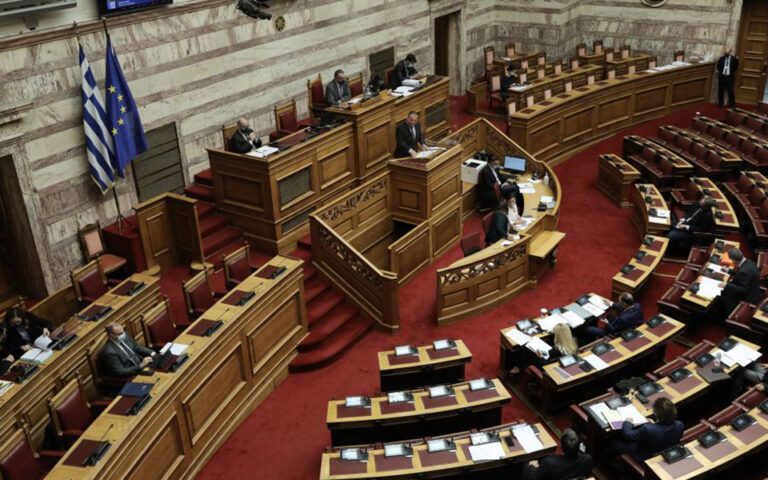 Βουλή: Ψηφίζεται σήμερα ο νέος Ποινικός Κώδικας – Διαφοροποίηση Λοβέρδου από τη γραμμή του ΚΙΝΑΛ
