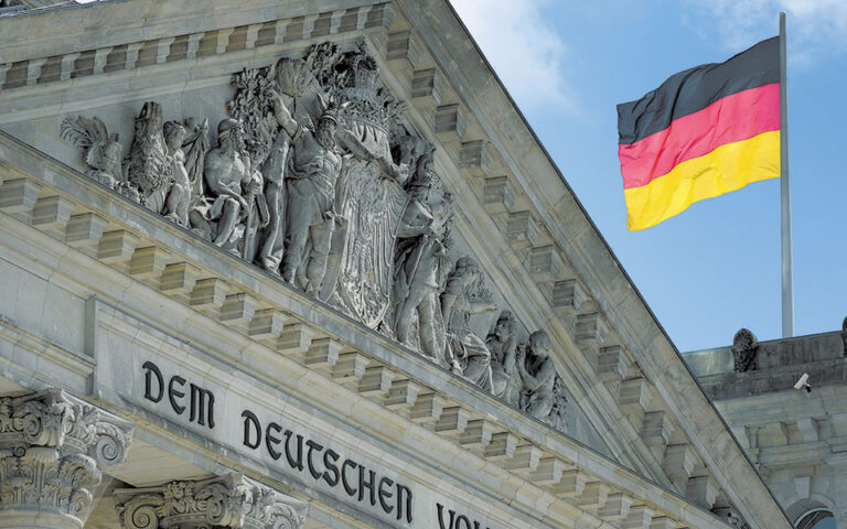Νέα αναστολή του φρένου χρέους σχεδιάζει η Γερμανία