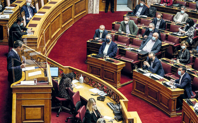 Βουλή: Σφοδρή διμέτωπη κριτική από ΚΙΝΑΛ, ΚΚΕ, ΜέΡΑ 25 και Ελλ. Λύση
