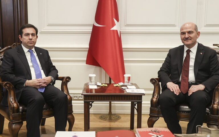 Συνάντηση Μηταράκη – Σοϊλού: Η Tουρκία να δείξει καλή θέληση στο μεταναστευτικό