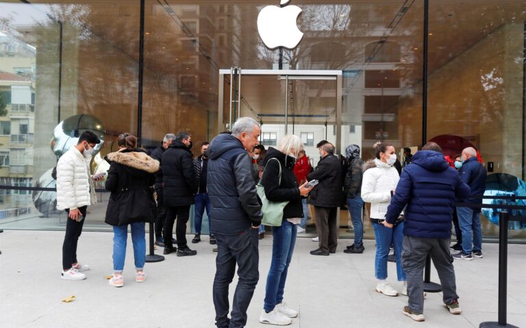 Η Apple μπλόκαρε τις πωλήσεις της στην τουρκική αγορά