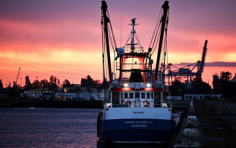 Αλιευτικά δικαιώματα: «Έτοιμη να απαντήσει» η Βρετανία αν η Γαλλία προβεί σε κυρώσεις