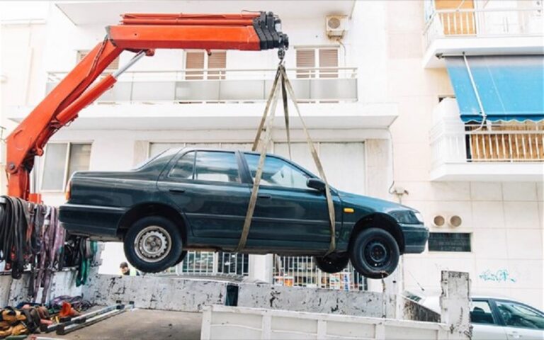 Δήμος Αθηναίων: Απομακρύνθηκαν 3.862 εγκαταλελειμμένα οχήματα