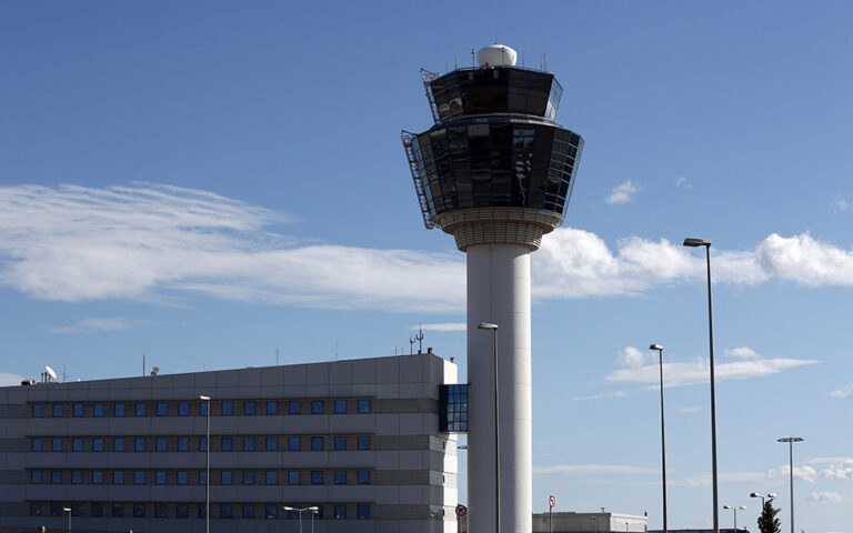 Αεροδρόμια: Αποκαταστάθηκε η εναέρια κυκλοφορία μετά το 40λεπτο «μπλακ άουτ»