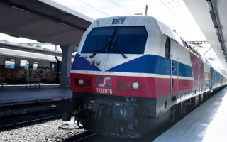 Το έργο αφορά τη γραμμή Θεσσαλονίκη - Καβάλα - Ξάνθη, μήκους 205 χλμ., που αποτελεί τμήμα της Ανατολικής Σιδηροδρομικής Εγνατίας. Συνολικά προβλέπεται η δημιουργία οκτώ νέων σιδηροδρομικών σταθμών. (INTIME NEWS)