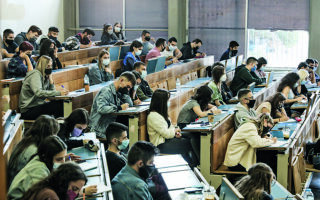 Τα φαινόμενα αναξιοκρατικών διορισμών πανεπιστημιακών στα ελληνικά ΑΕΙ είναι πιο έντονα στις περιζήτητες σχολές. (INTIME NEWS)