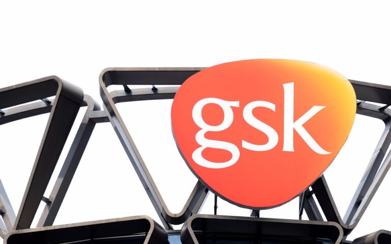 Βρετανία: Το φάρμακο της GSK αντιμετωπίζει όλες τις μεταλλάξεις της παραλλαγής Όμικρον